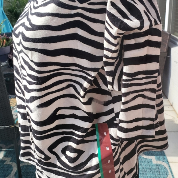 Grayson Threads Zebra Crop Top - Picture 3 of 9